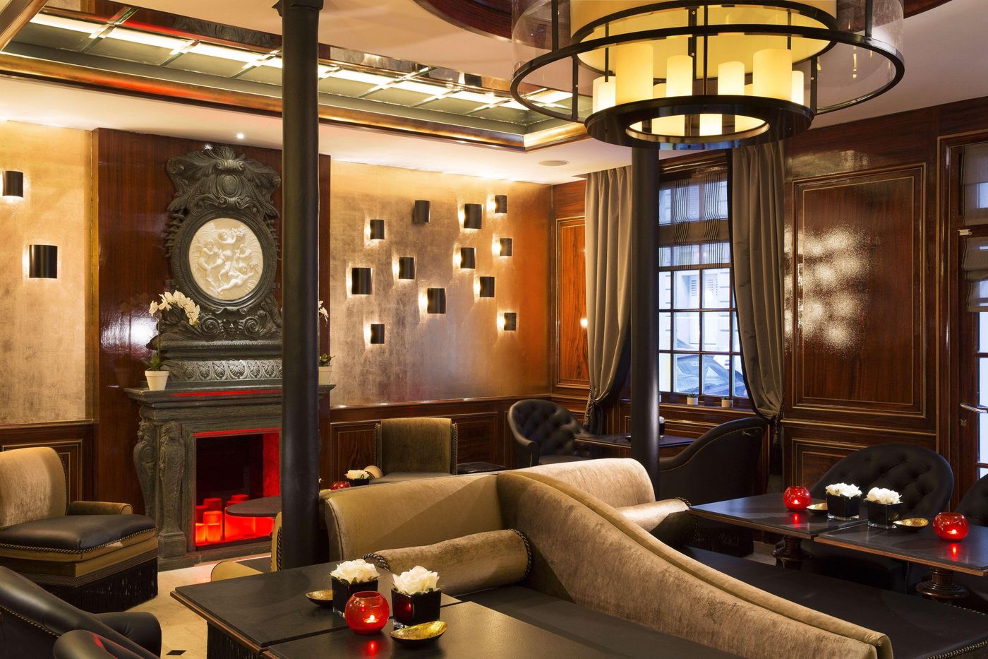 Hotel-Le-Belmont-Paris-Sports-and-Entertainment-17