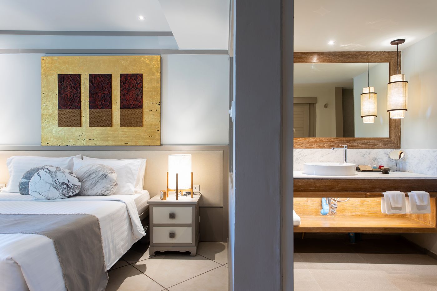 Rocky-s-Boutique-Resort--a-Veranda-Room-39