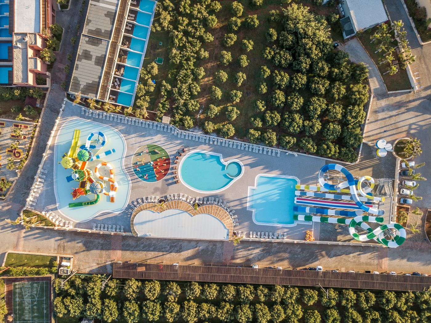 Stella-Palace-Aqua-Park-Resort-Pool-81