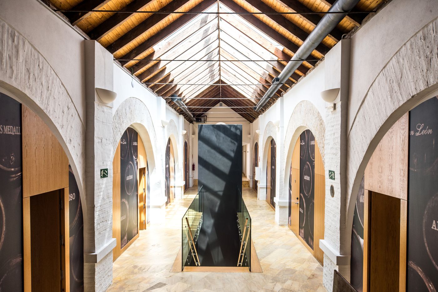 Palacio-de-Arizon-Lobby-32