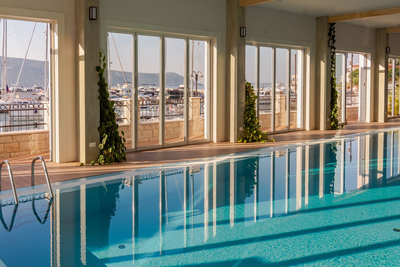 Lazure-Hotel---Marina-Pool-79