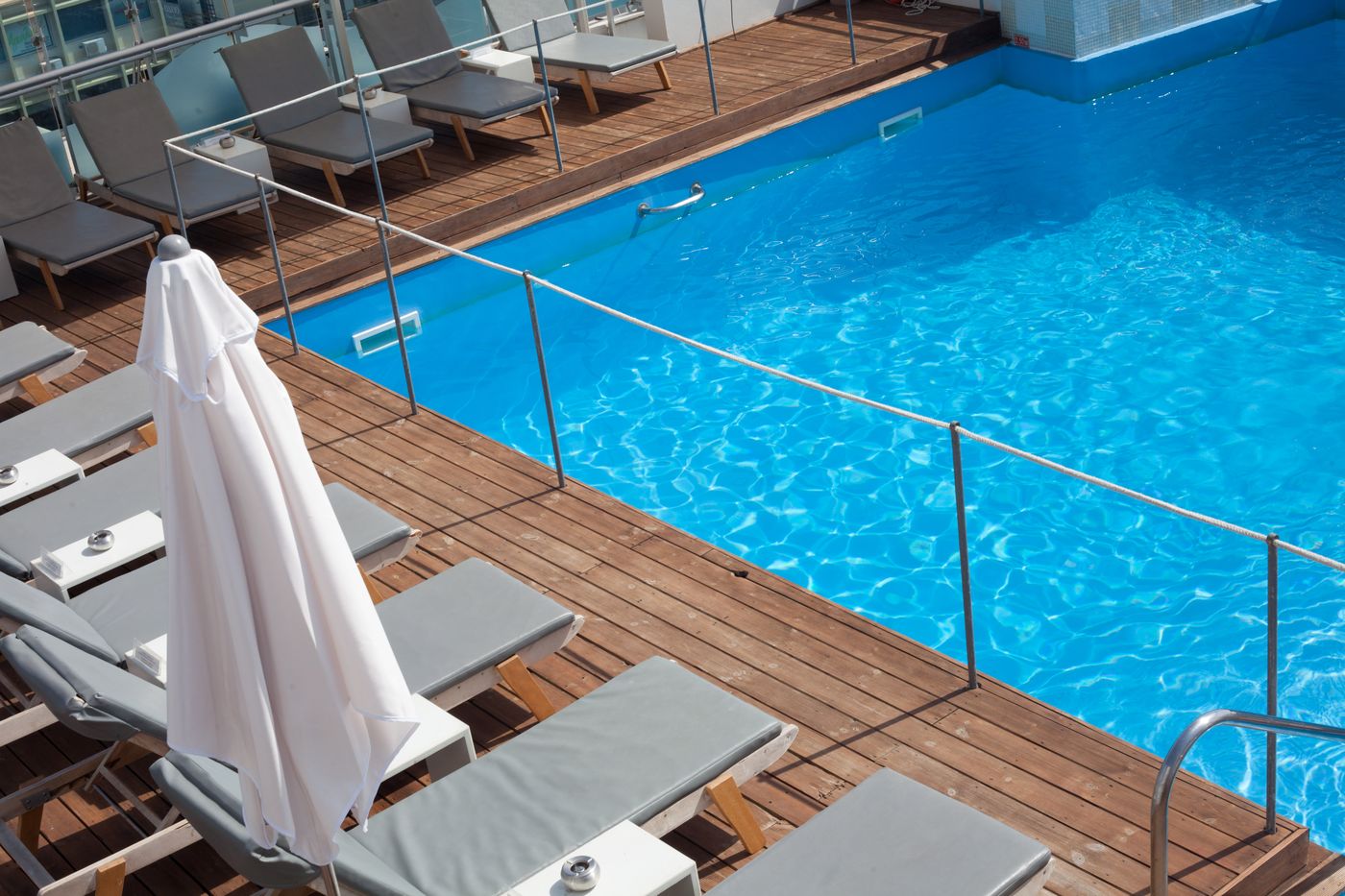 Capsis-Astoria-Heraklion-Pool-4