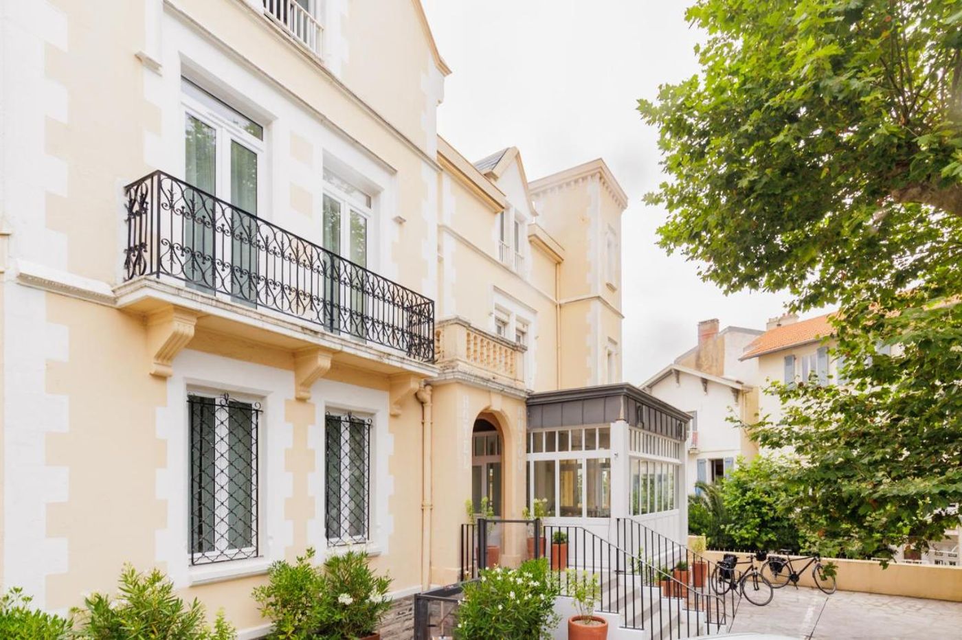 Alfred Hotels Les Halles-France-BIARRITZ-General view-1