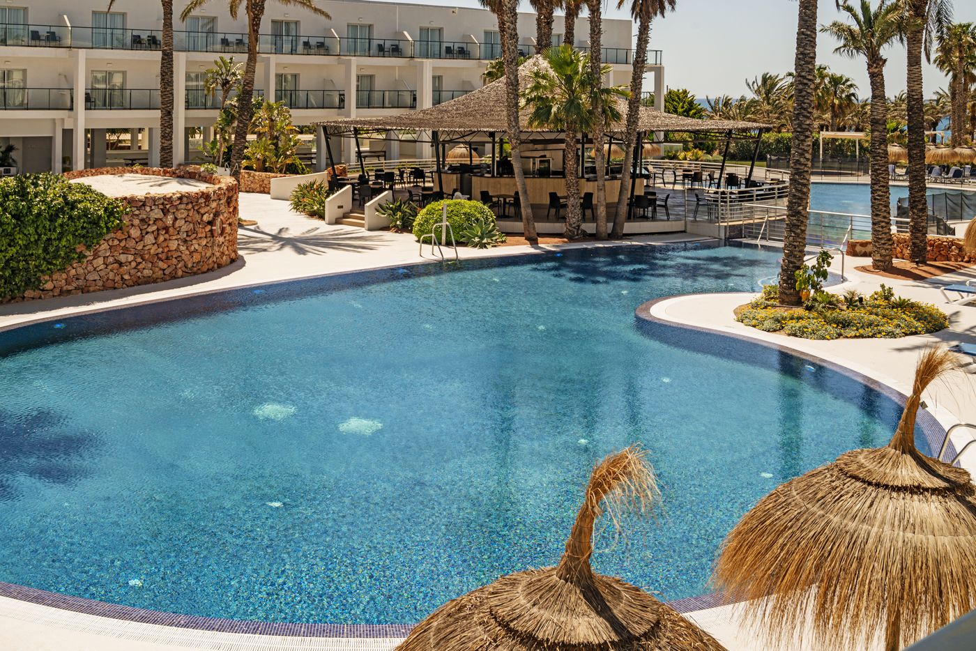 Cabogata-Garden-Pool-5