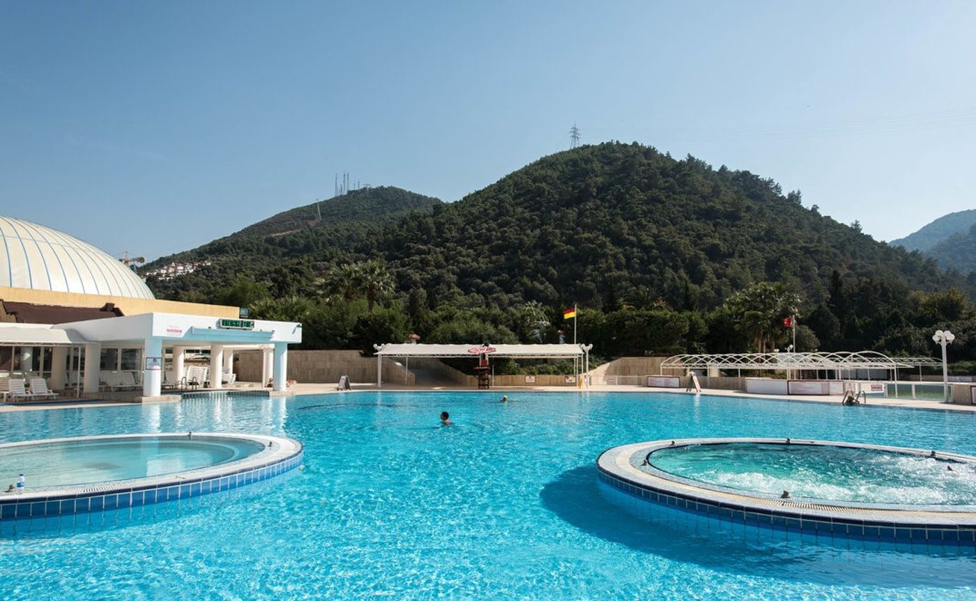 Balcova-Termal-Pool-3