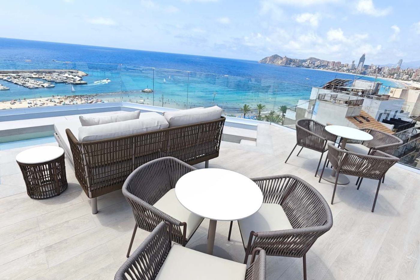 22.07.25 Villa Espana