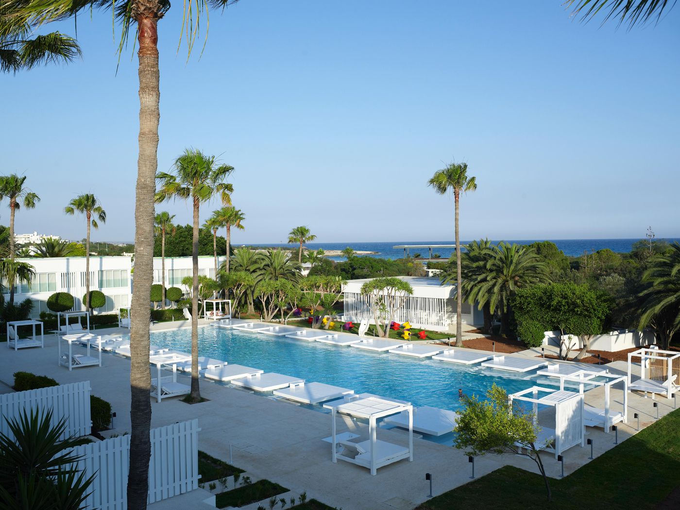 So-White-Club-Resort-Room-6