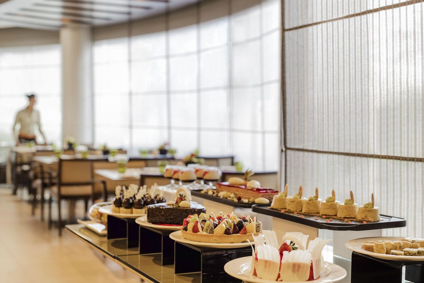 Jumeira-Rotana-Restaurant-52