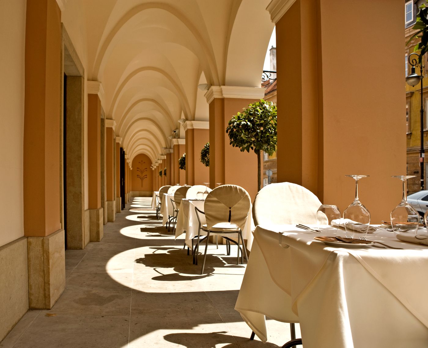 Mamaison-Hotel-Le-Regina-Warsaw-General-view-2