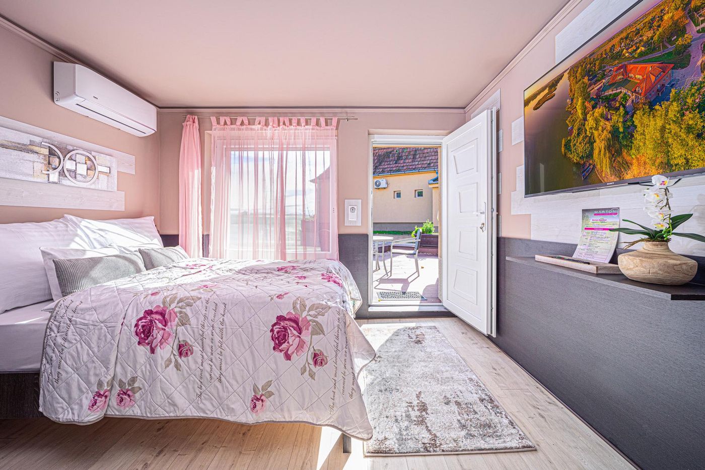 Martoni-Resort-Room-20