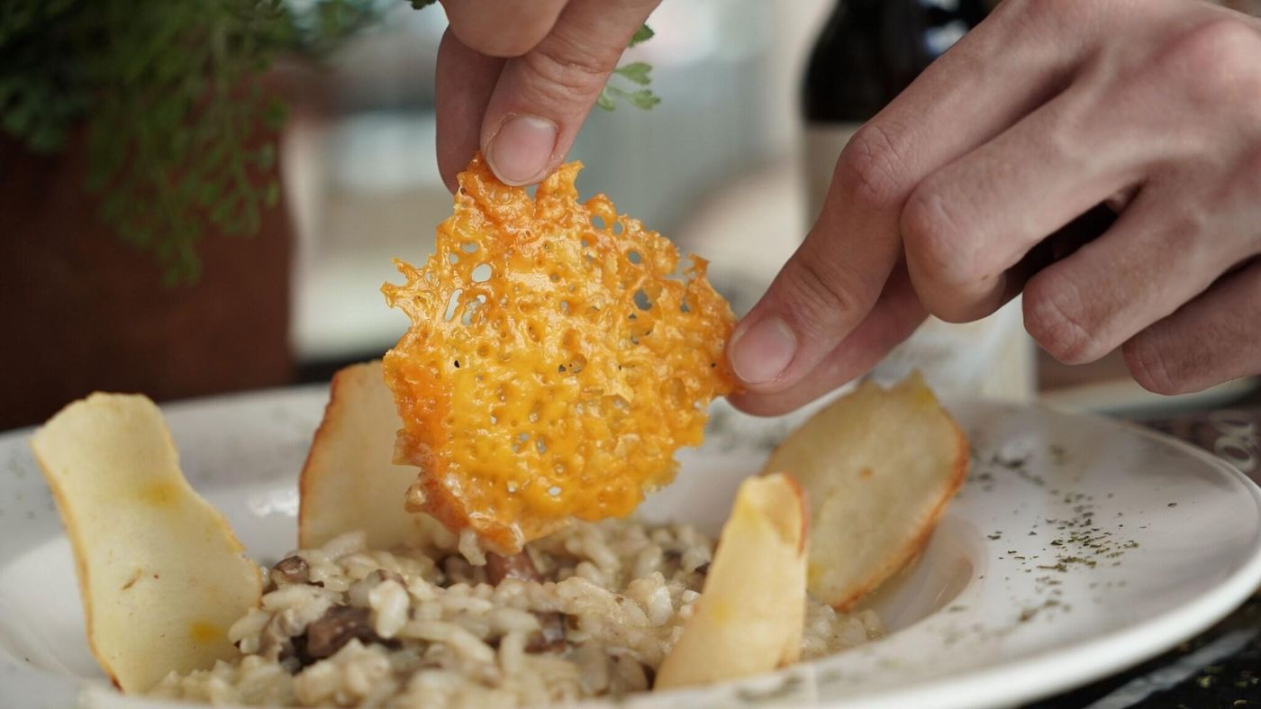 AC-Madrid-Avendia-de-America-Restaurant-47