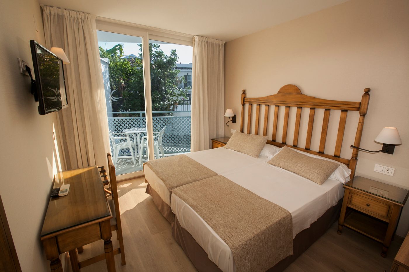 Villa-Flamenca-Room-13