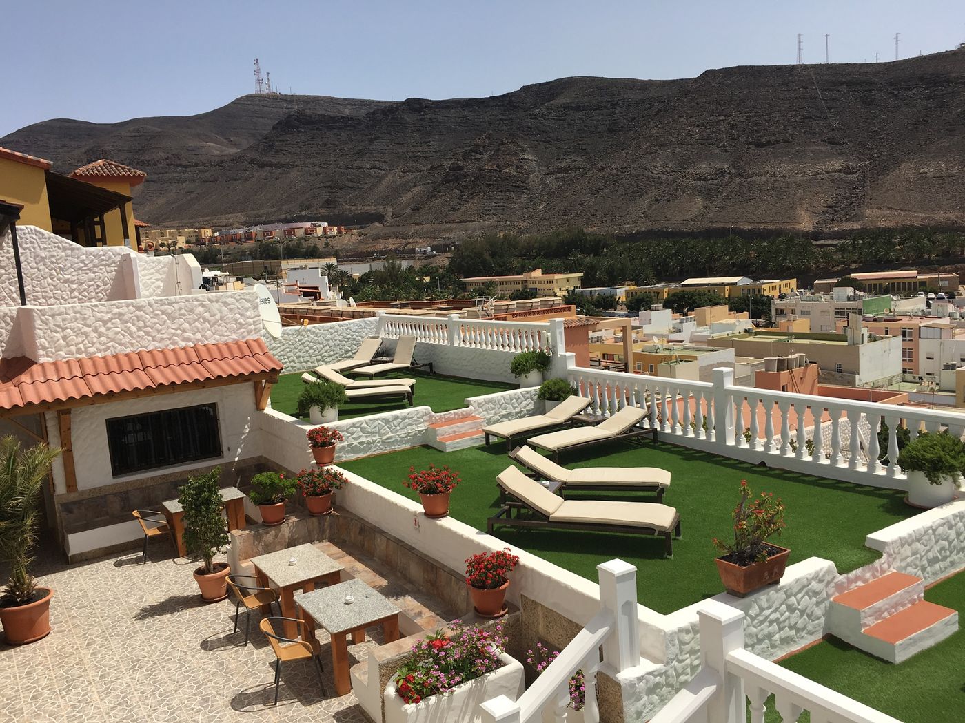 Apartamentos-Alberto-Terrace-1