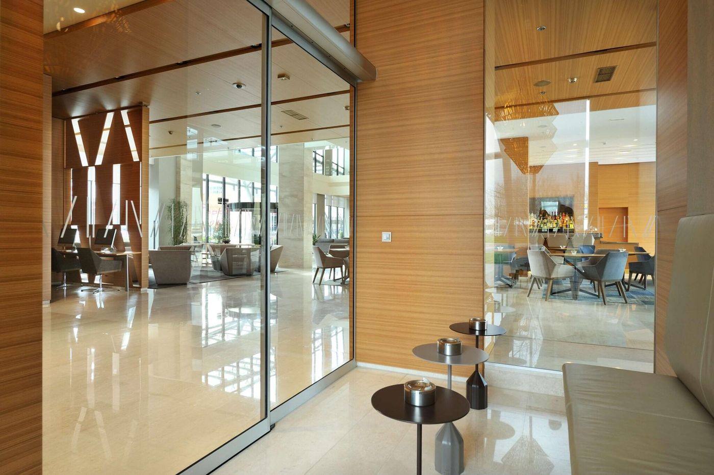 Radisson Blu Plaza Hotel Ljubljana-Slovenia-Ljubljana-General view-3