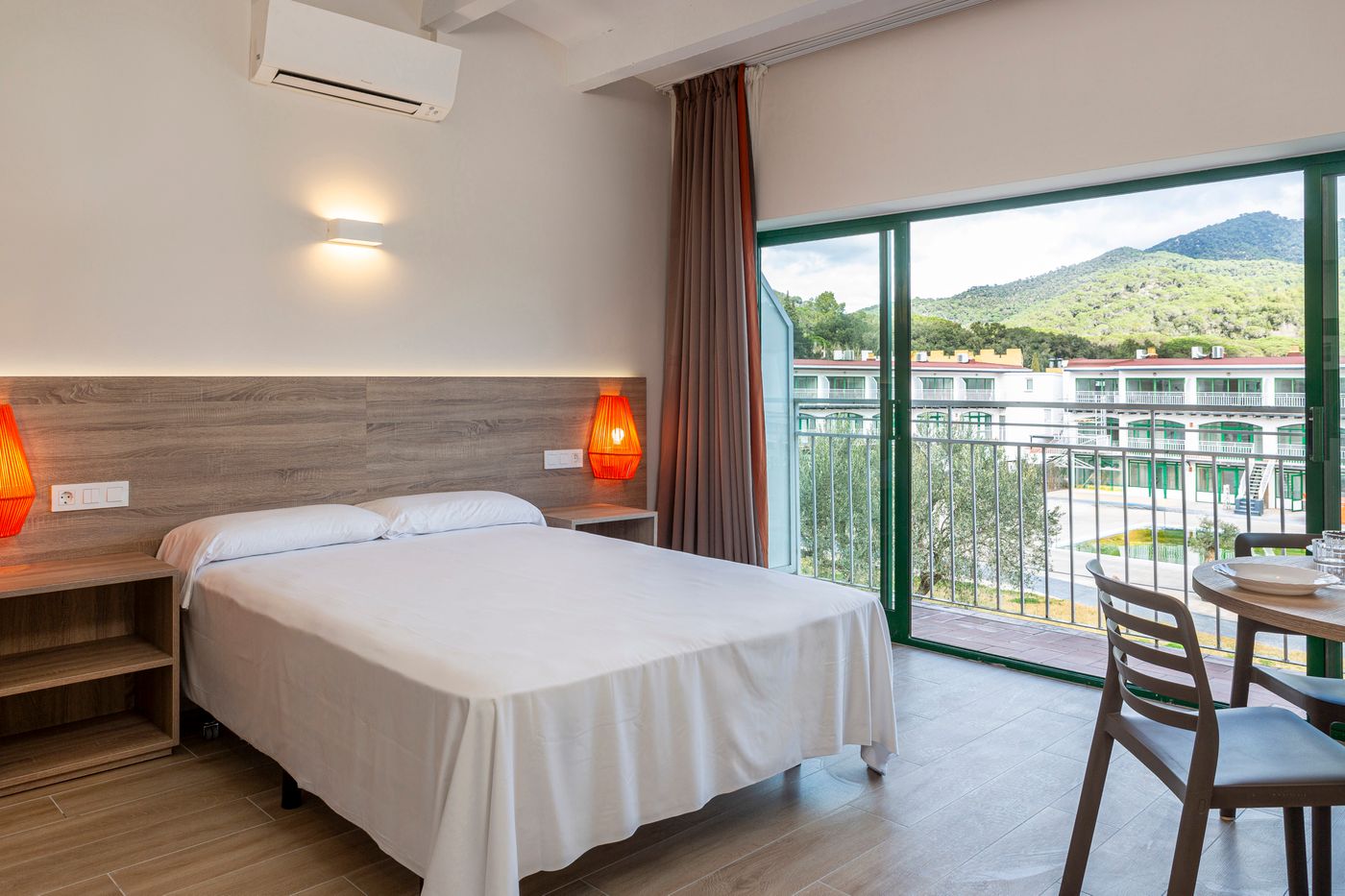 Medplaya-Sant-Eloi-Aparthotel-Room-26