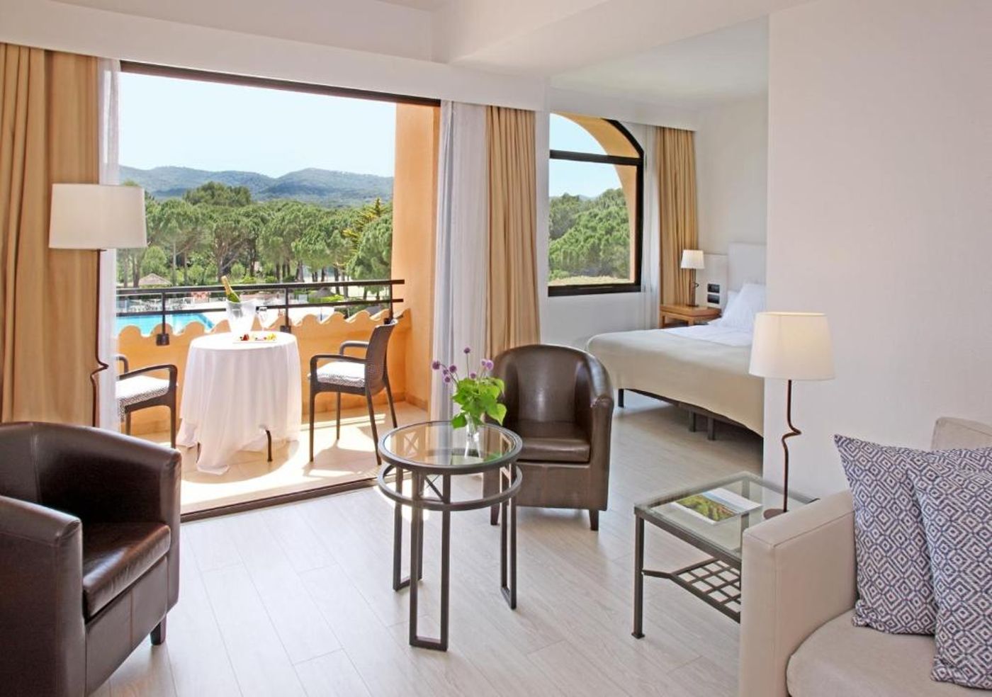 La-Costa-Hotel-Golf---Beach-Resort-Room-34