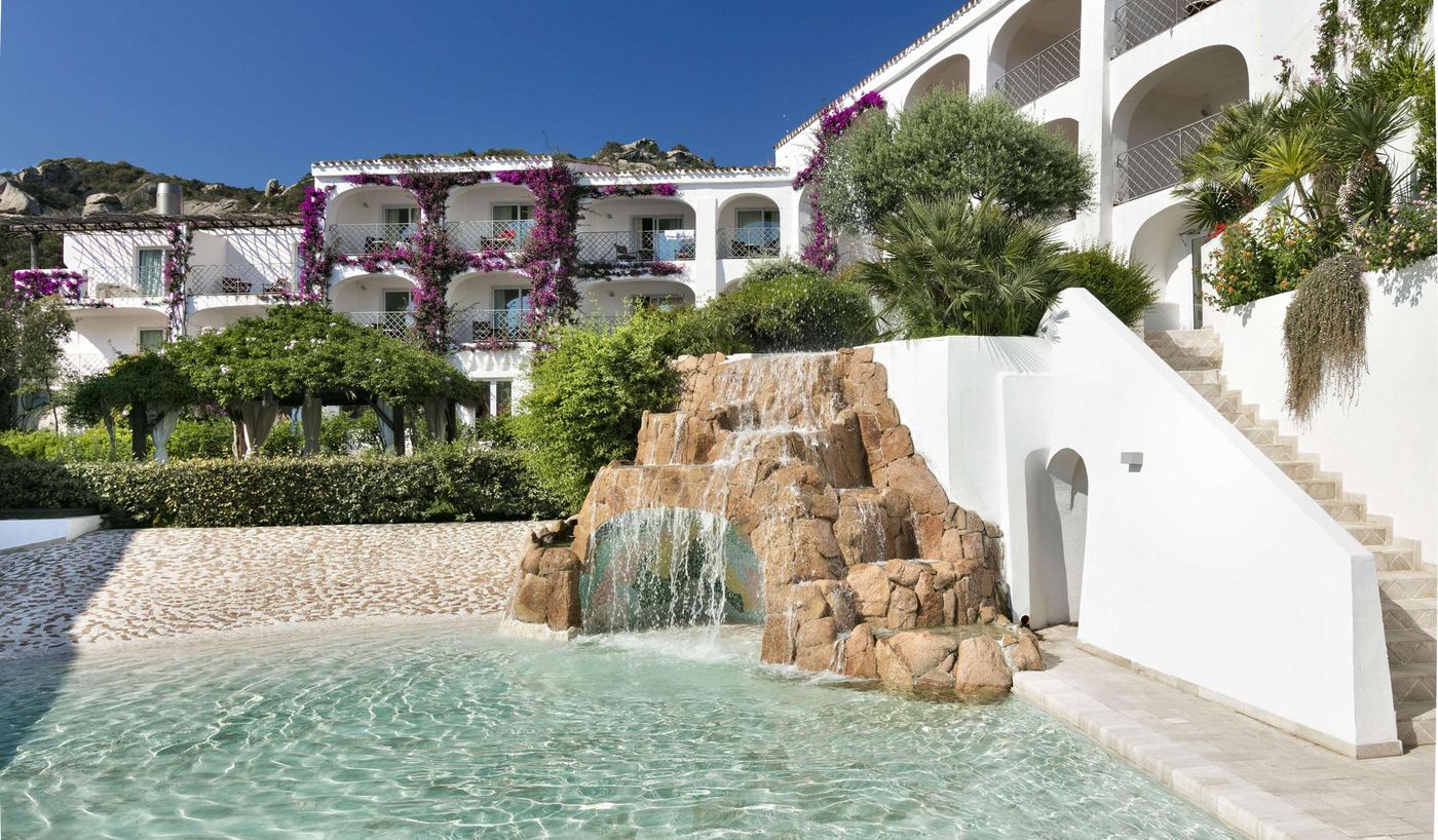 Grand-Hotel-Poltu-Quatu-Pool-5