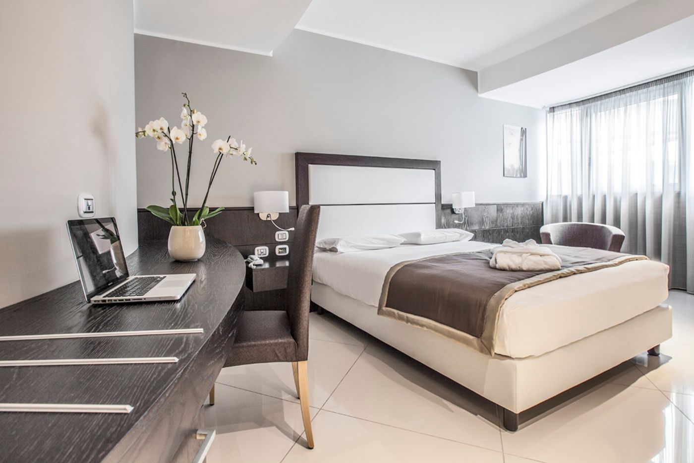 Marconi Hotel-Italy-RENDE-Room-7