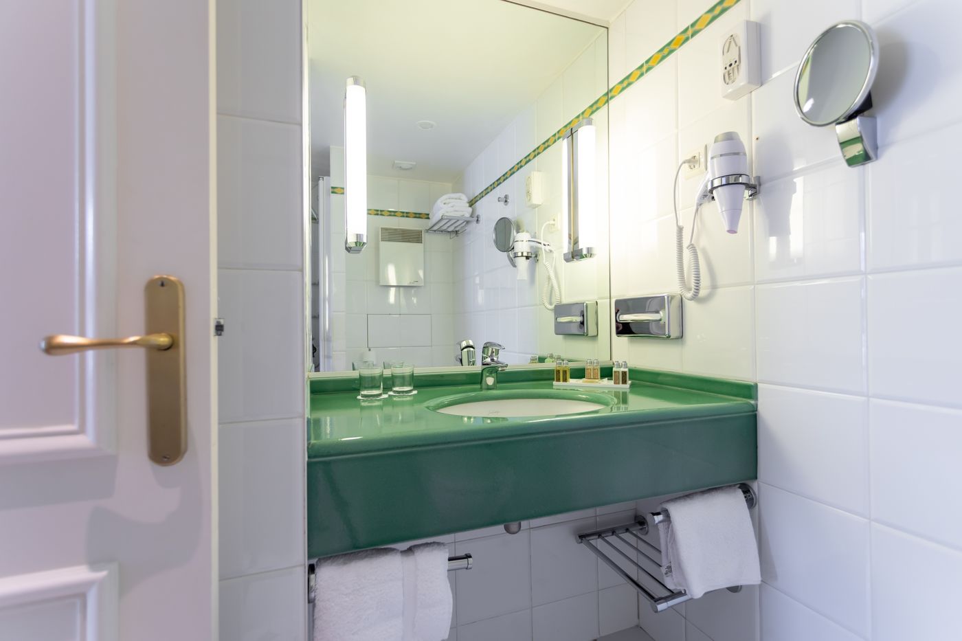 Hotel-Etats-Unis-Opera-Room-38