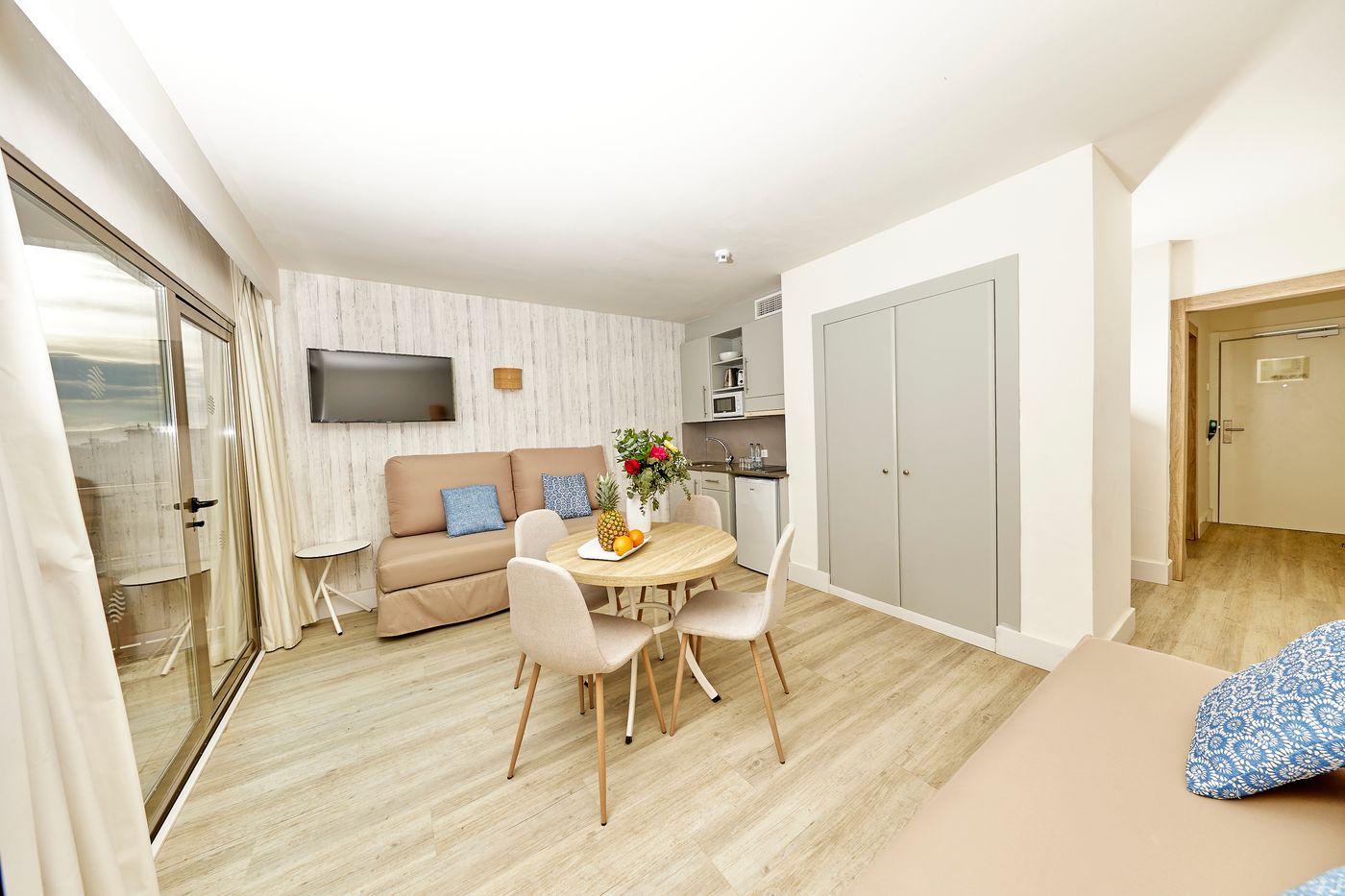 Leonardo-Royal-Hotel-Ibiza-Santa-Eulalia-Room-30