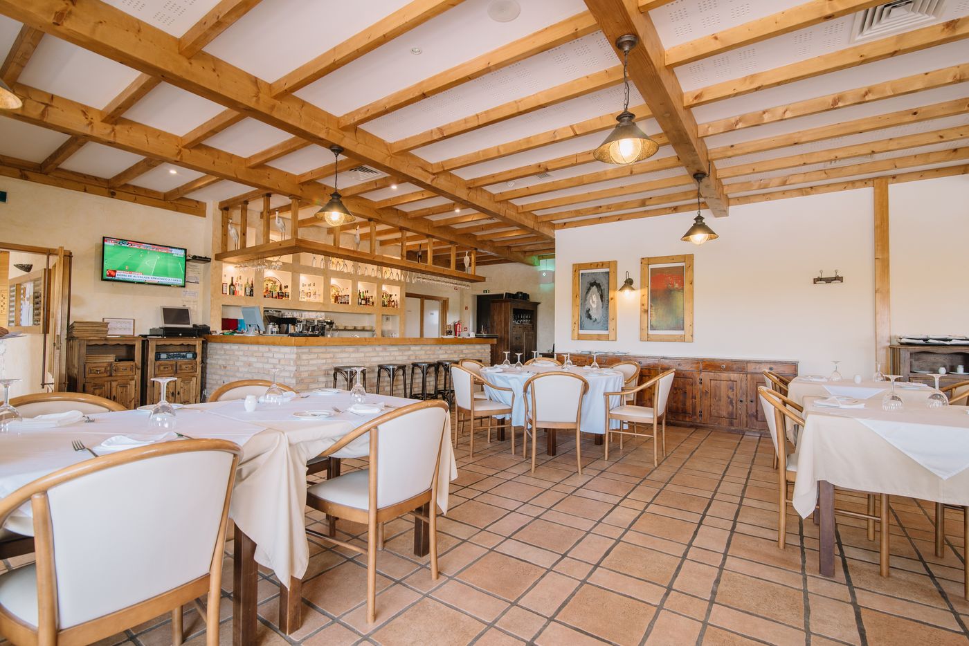 Quinta-Dos-Poetas-Restaurant-49