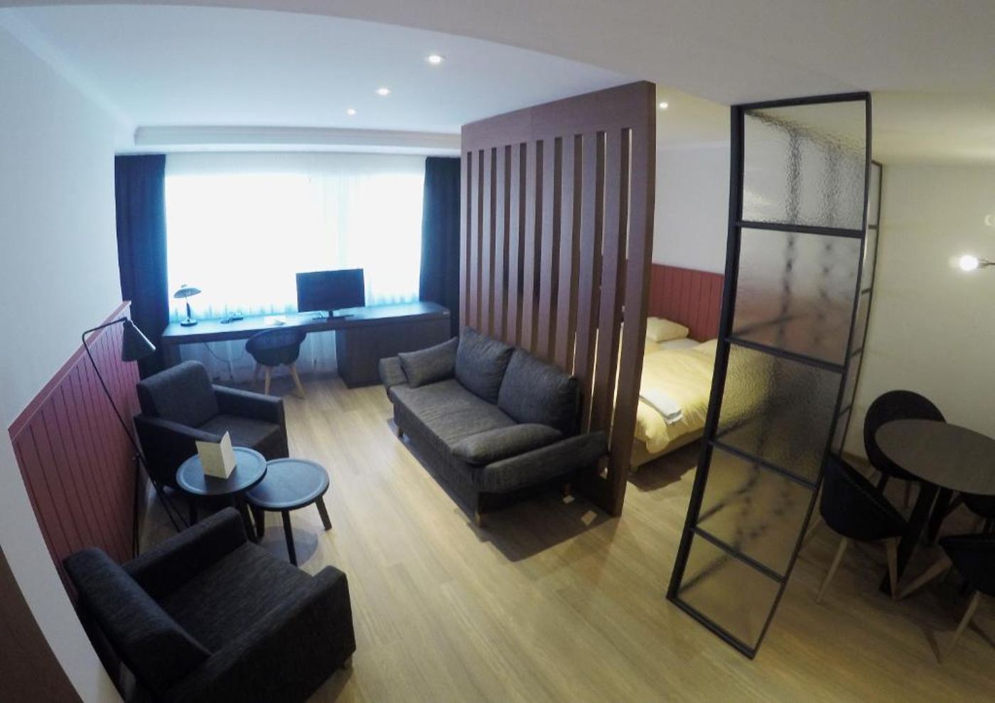 Logis-Hotel-Acacia-Room-16