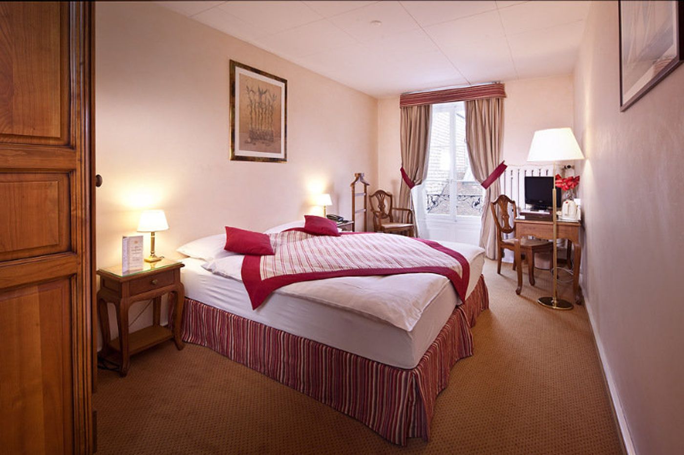 De La Nouvelle Couronne Hotel-Switzerland-MORGES-Room-9