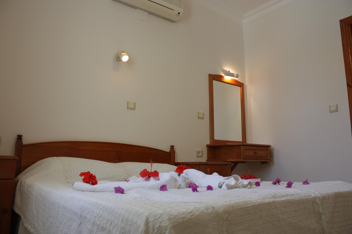 Toloman Bitez Park Apartments