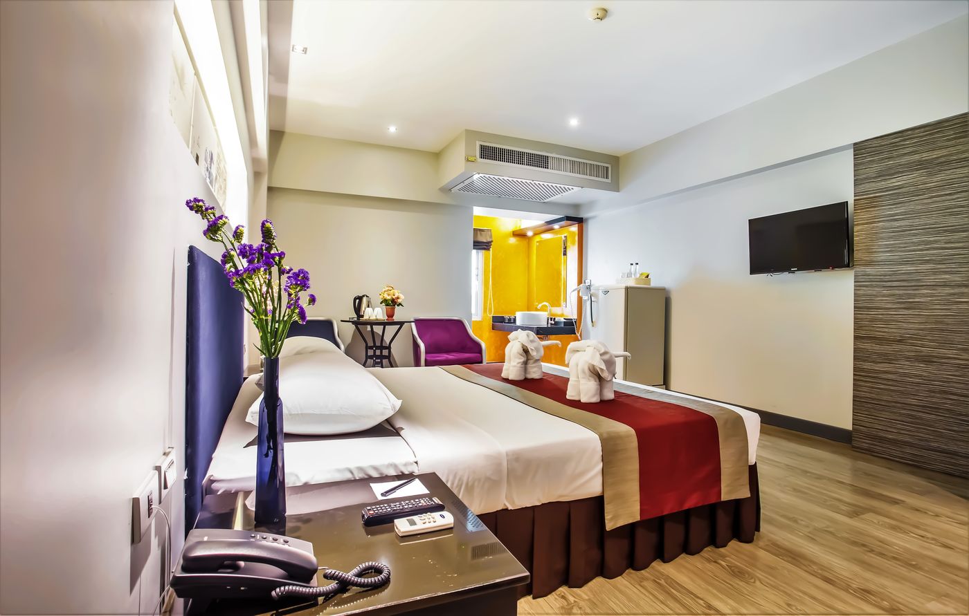 Nouvo-City-Hotel-Room-23