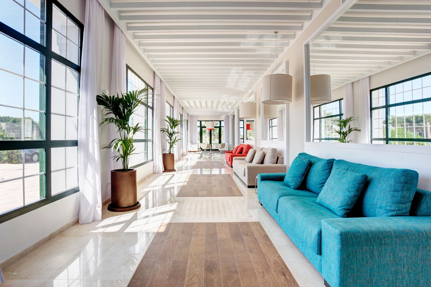 Grupotel-Mar-de-Menorca-Lobby-51