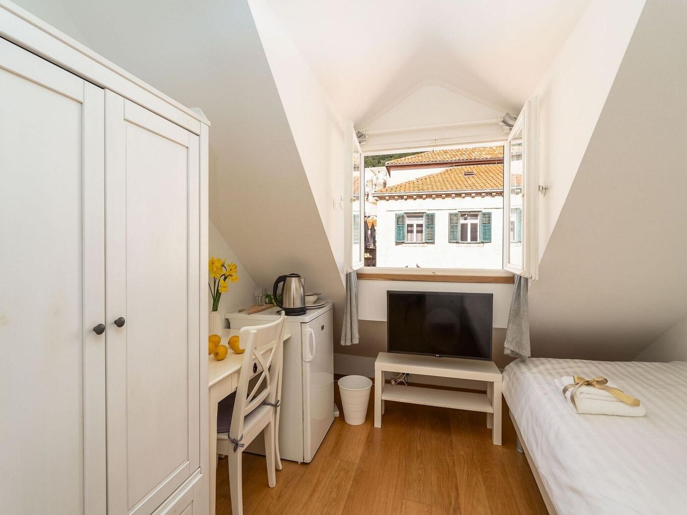 Lumin-Guesthouse-Room-63