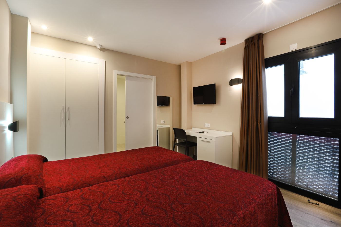 Alameda-Hotel-Room-7