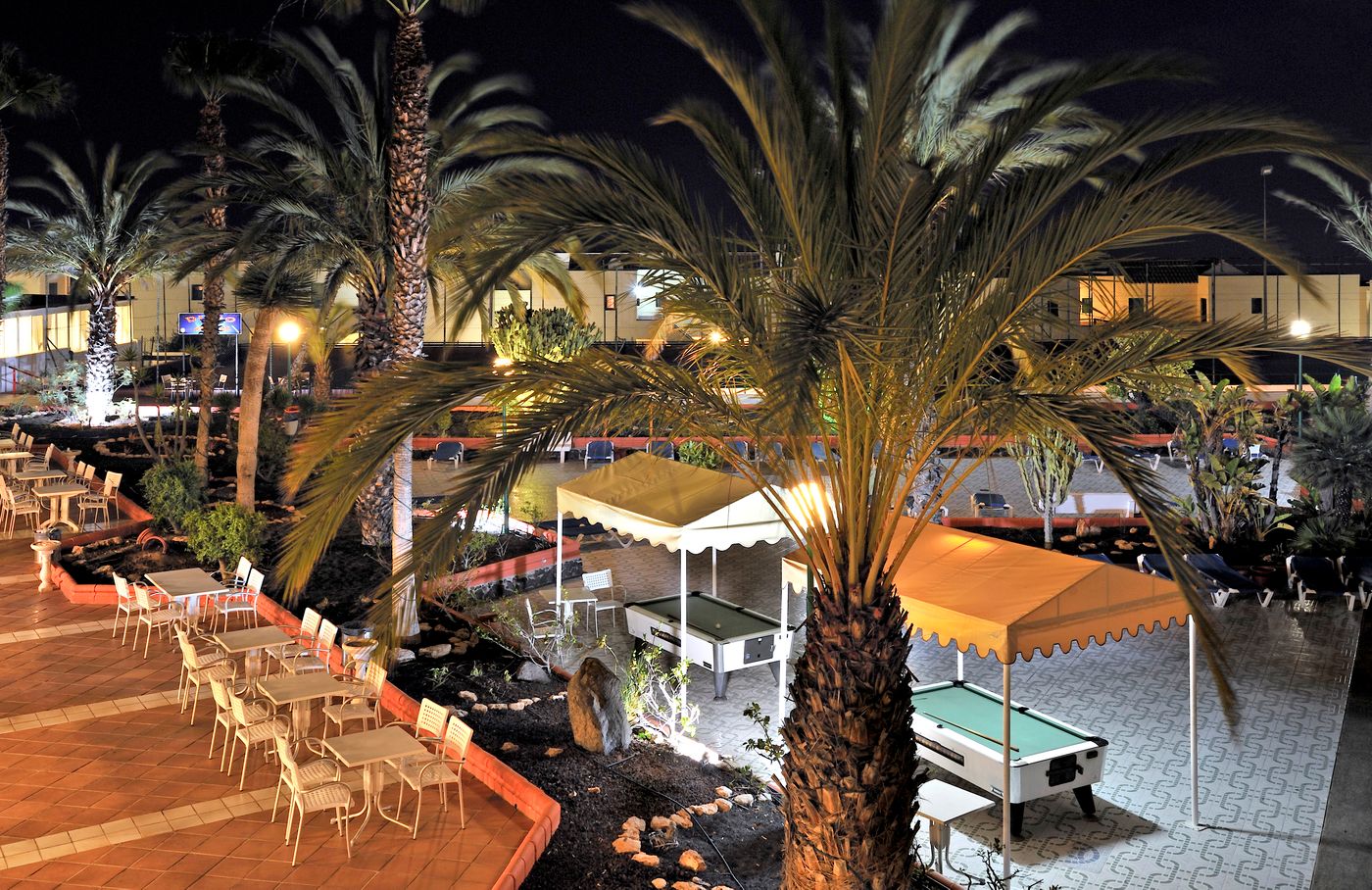 Globales-Costa-Tropical-Terrace-11