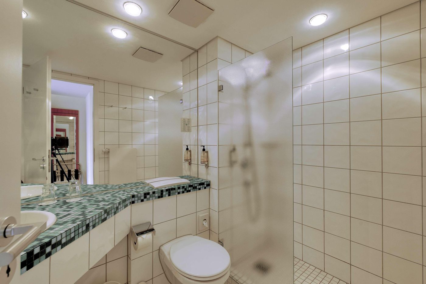 Hotel-Domicil-Berlin-by-Golden-Tulip-Room-50