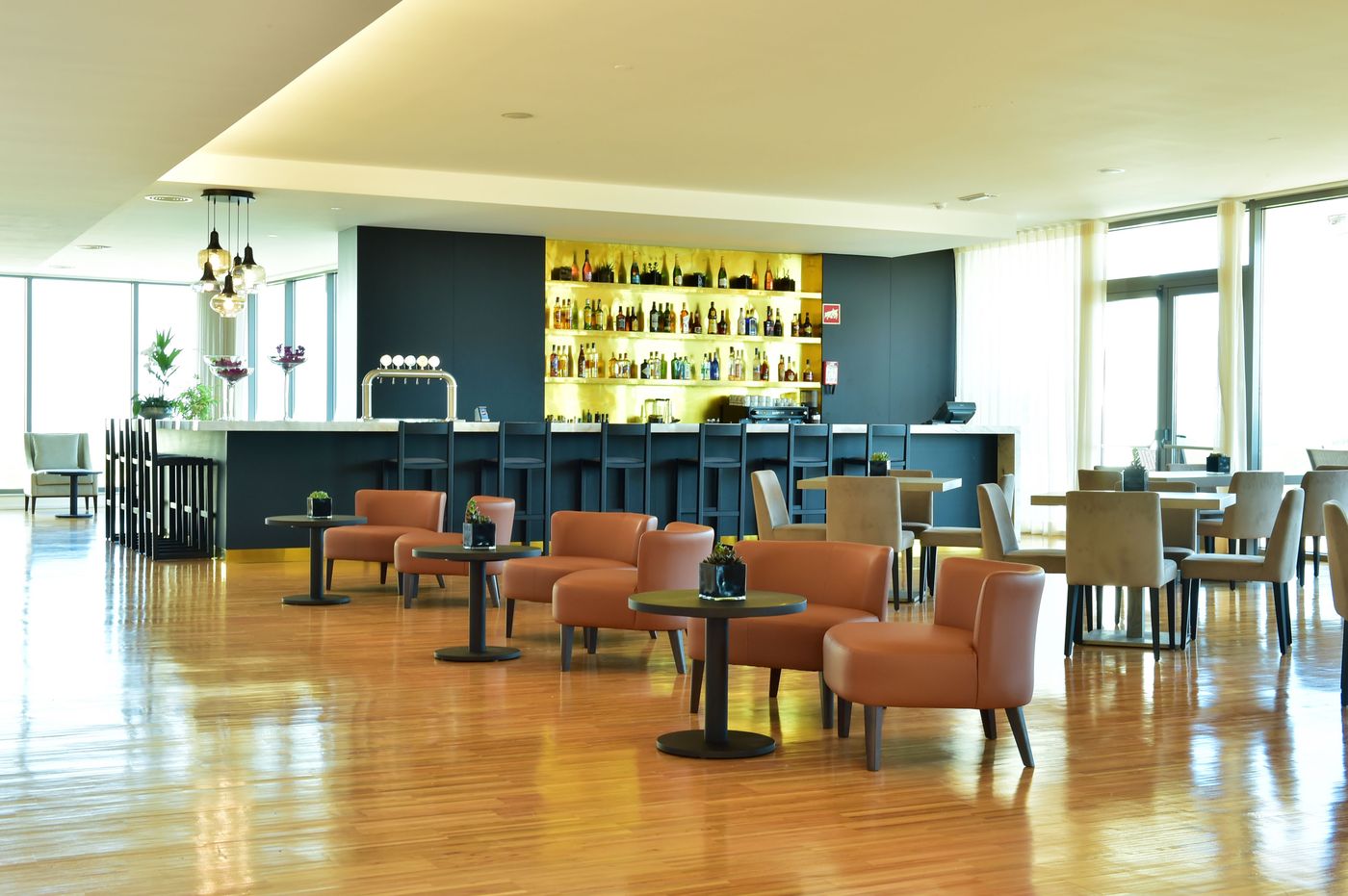 Algarve-Race-Hotel-Bar-14