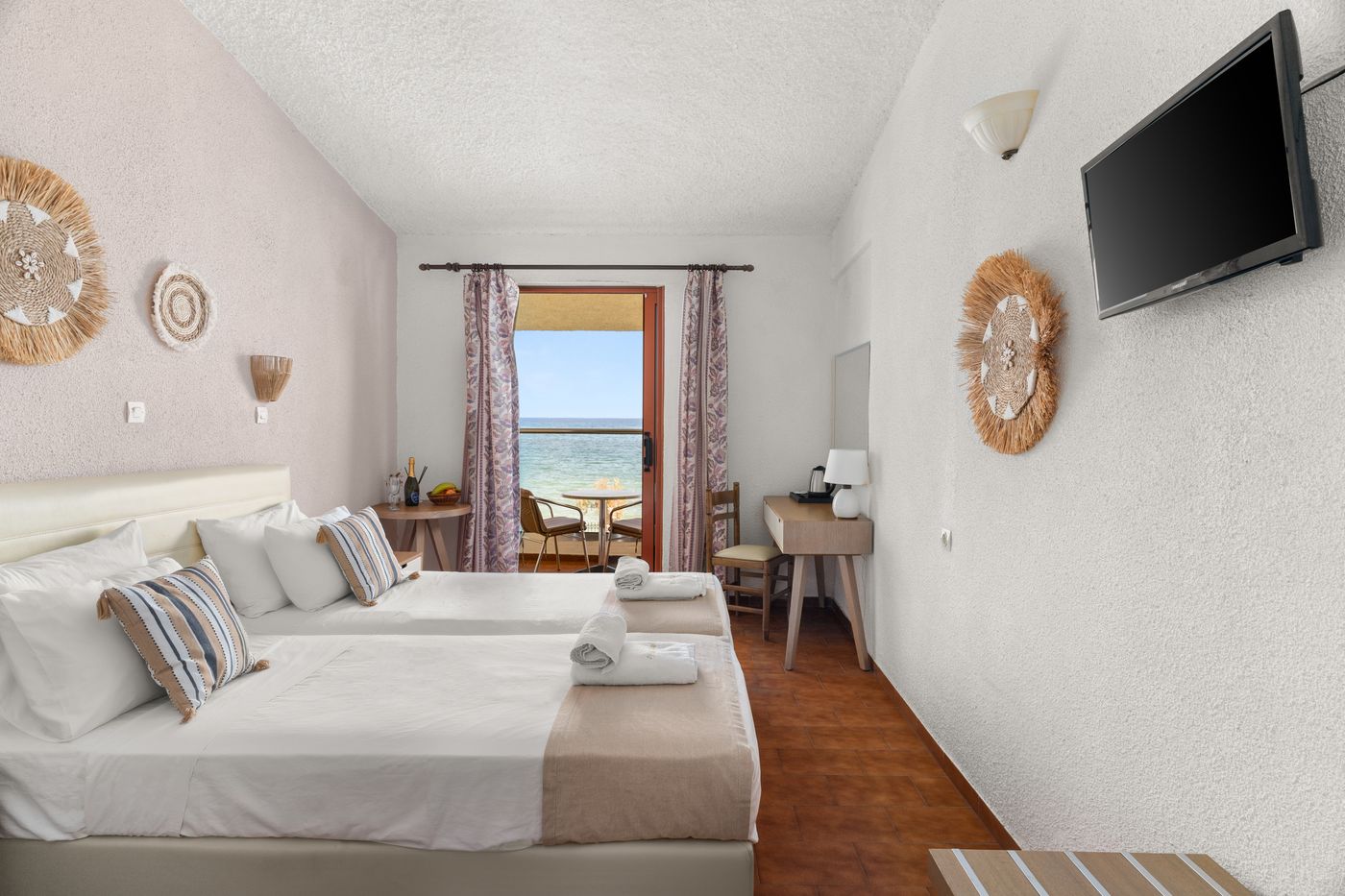 Iliessa-Beach-Room-12