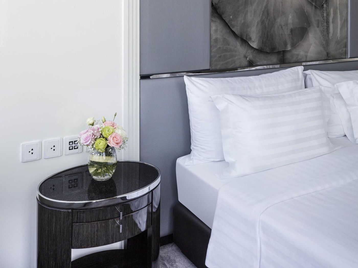 Grande-Centre-Point-Hotel-Terminal-21-Room-26