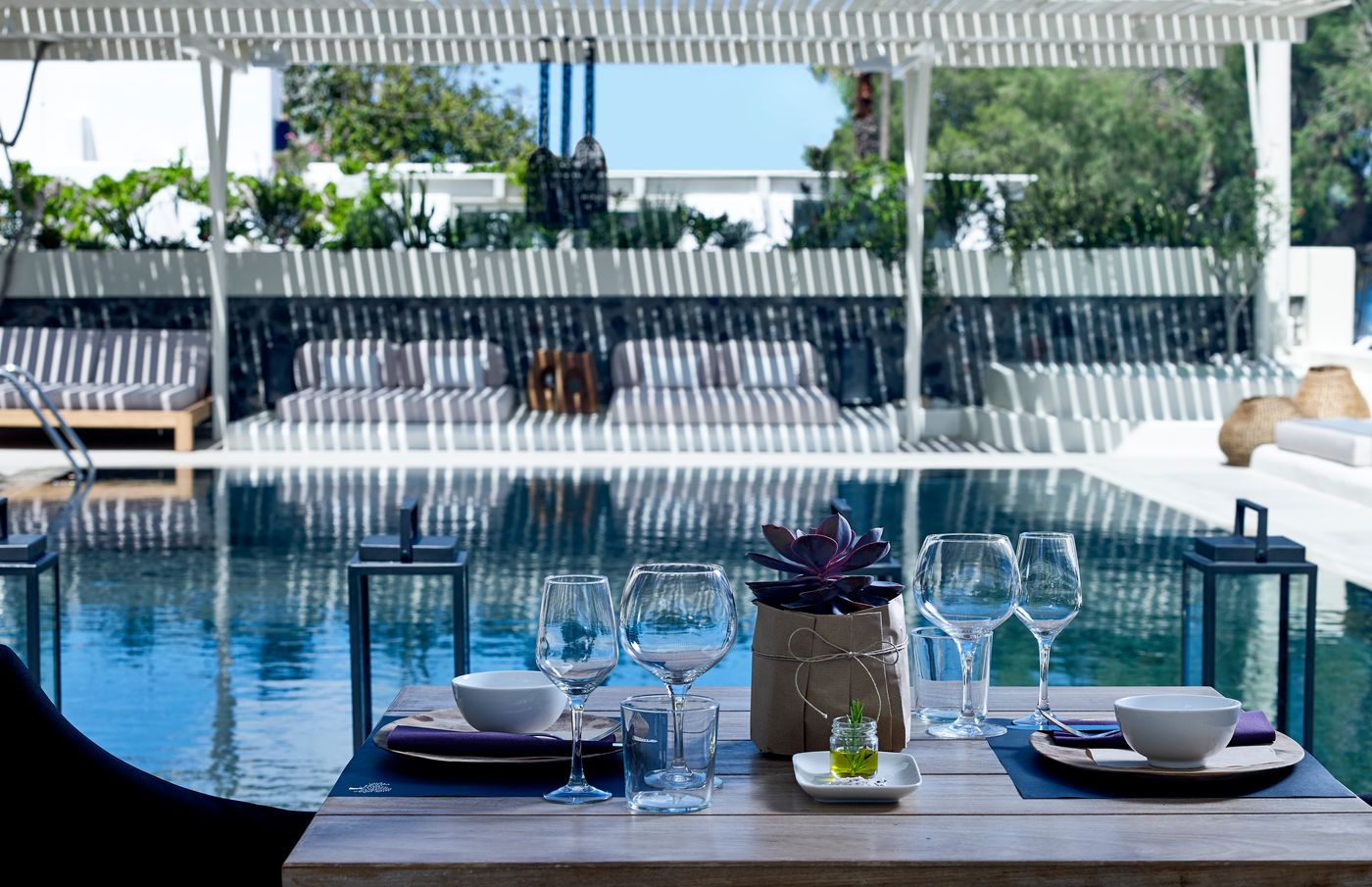 Bellonias-Villas-Restaurant-12