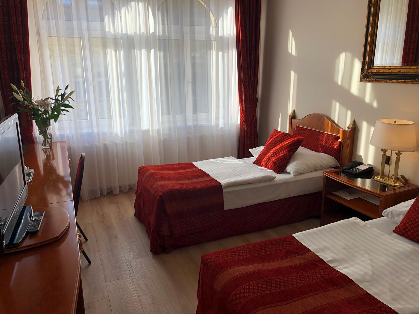 Ariston---Ariston-Patio-Hotel-Room-15