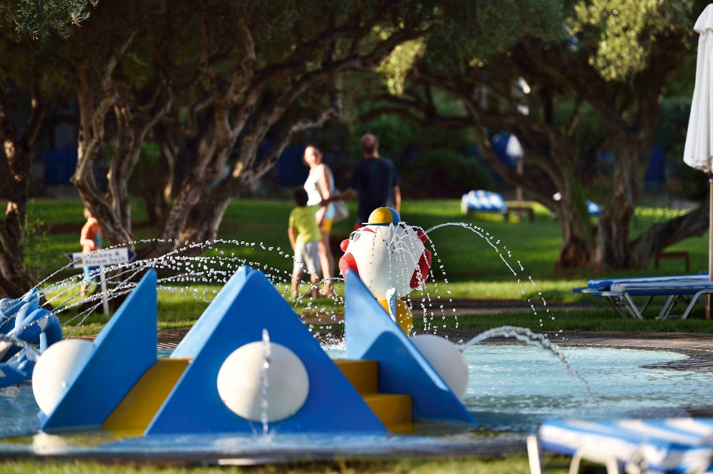Elounda-Bay-Palace-Pool-54