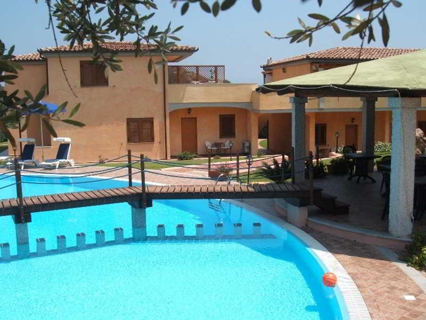 Hotel-Relais-Fenicottero-Rosa-Pool-1