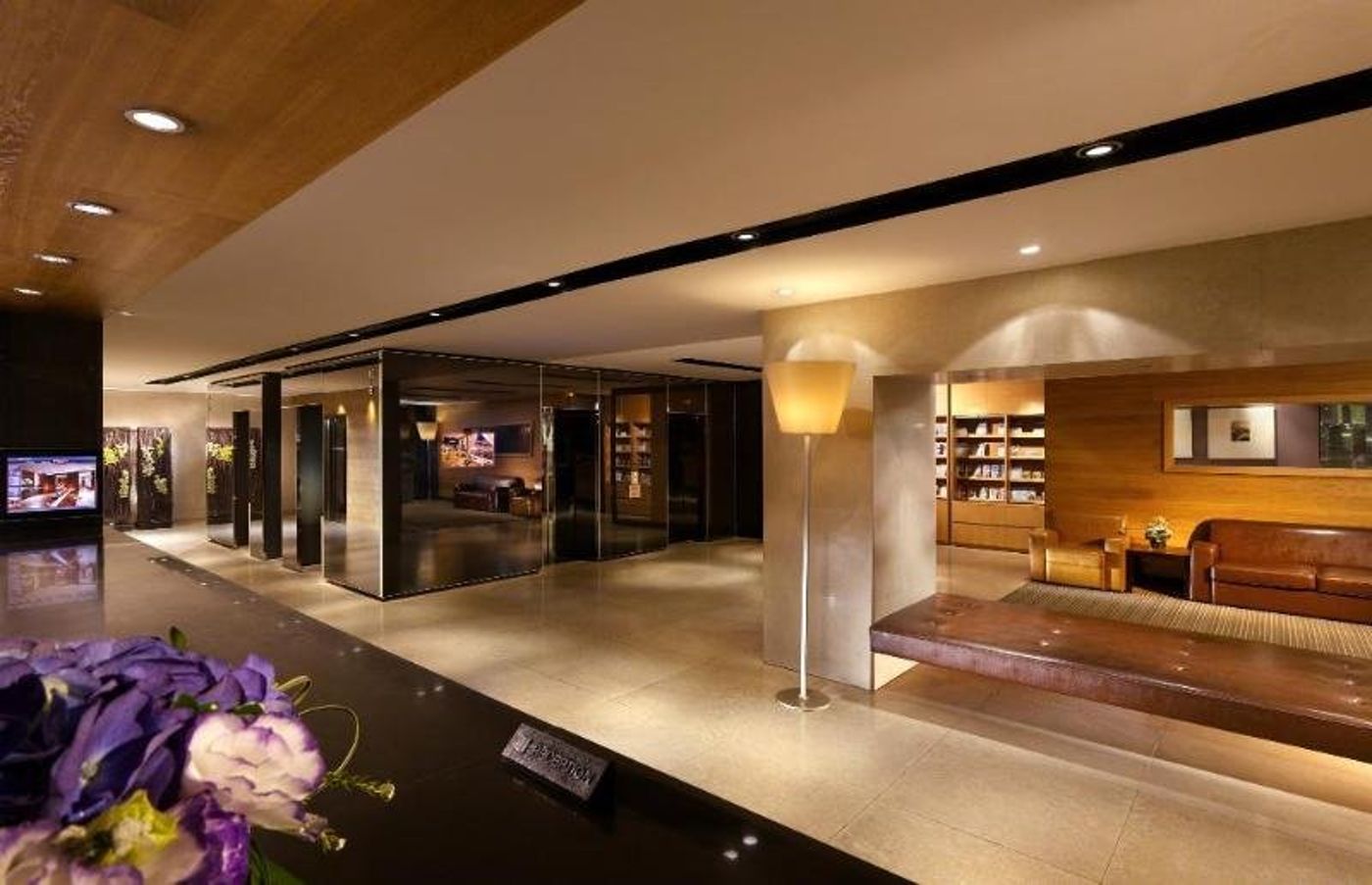 Nathan-Hotel-Lobby-2