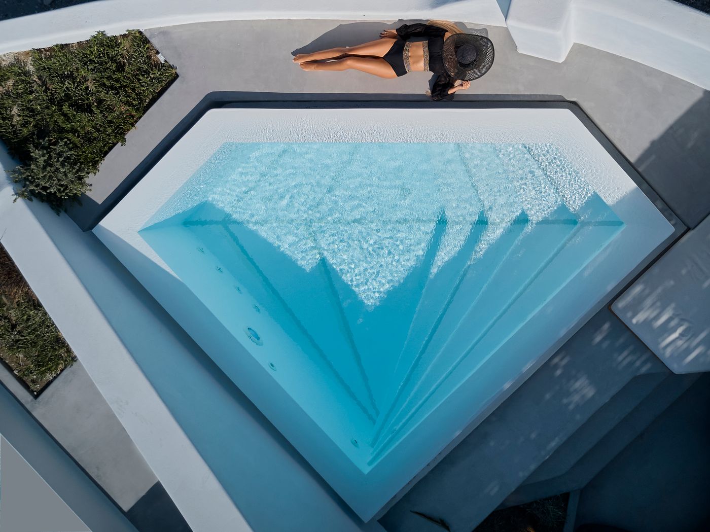 Phos-The-Boutique-Luxury-Hotel---Villas-Room-5