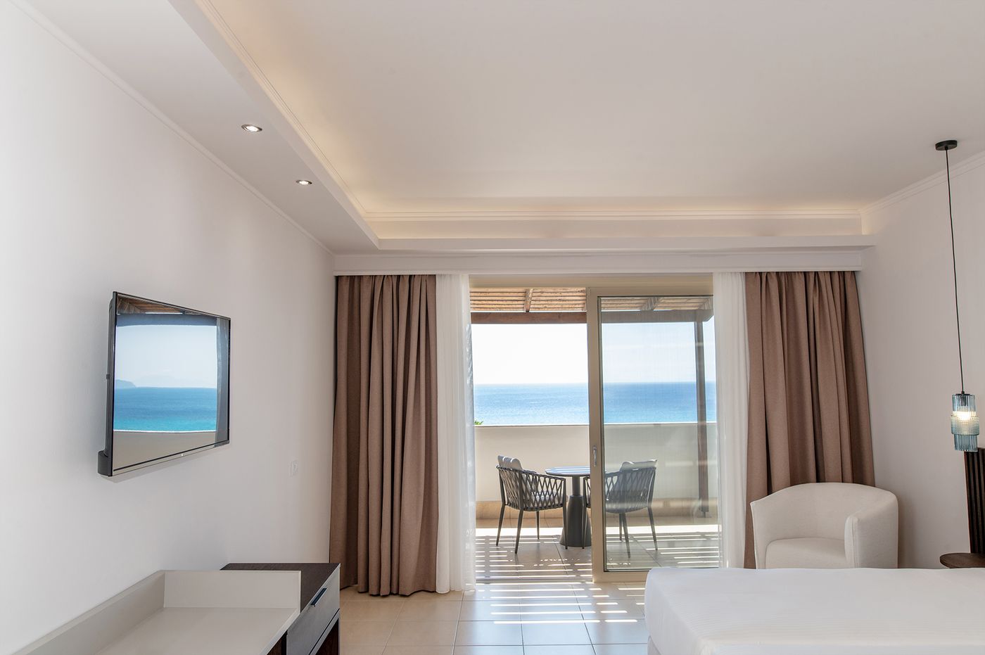 Grand-Blue-Beach-Hotel-Room-32