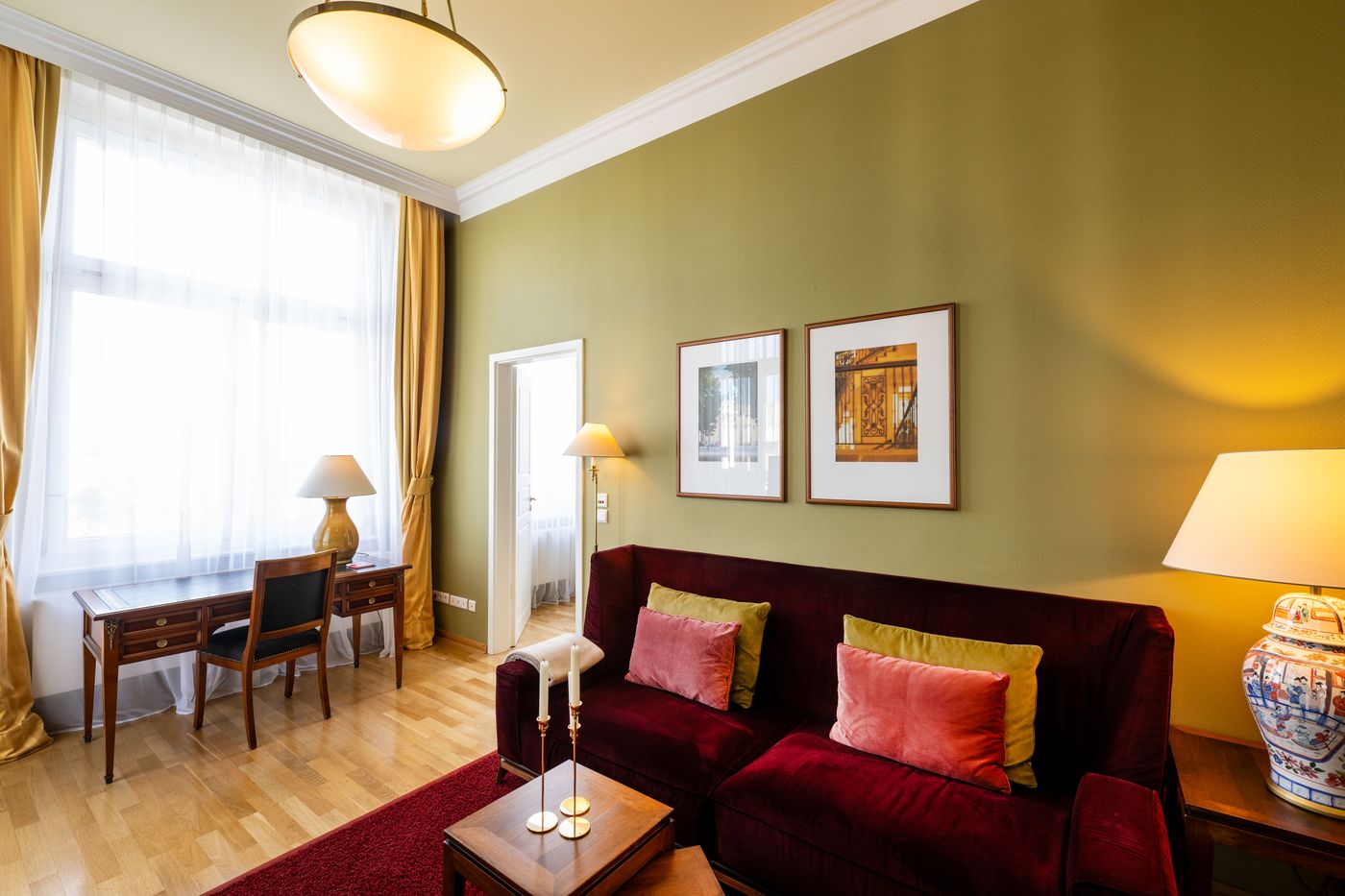 Louisa-s-Place-Room-19