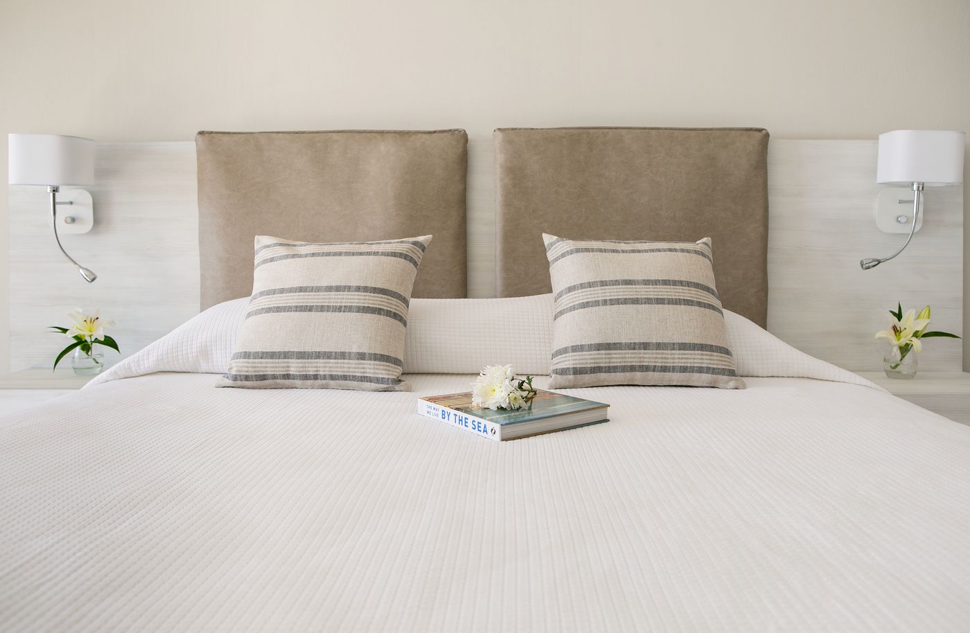 Louis-Paphos-Breeze-Room-31