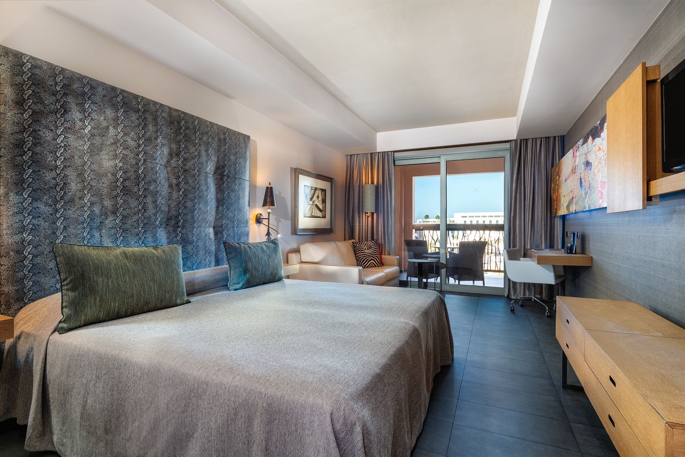 Lopesan-Baobab-Resort-Room-34