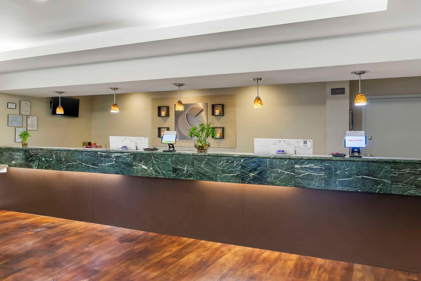 Comfort Inn & Suites Sea-Tac Airport-United States-SEATAC-Lobby-8