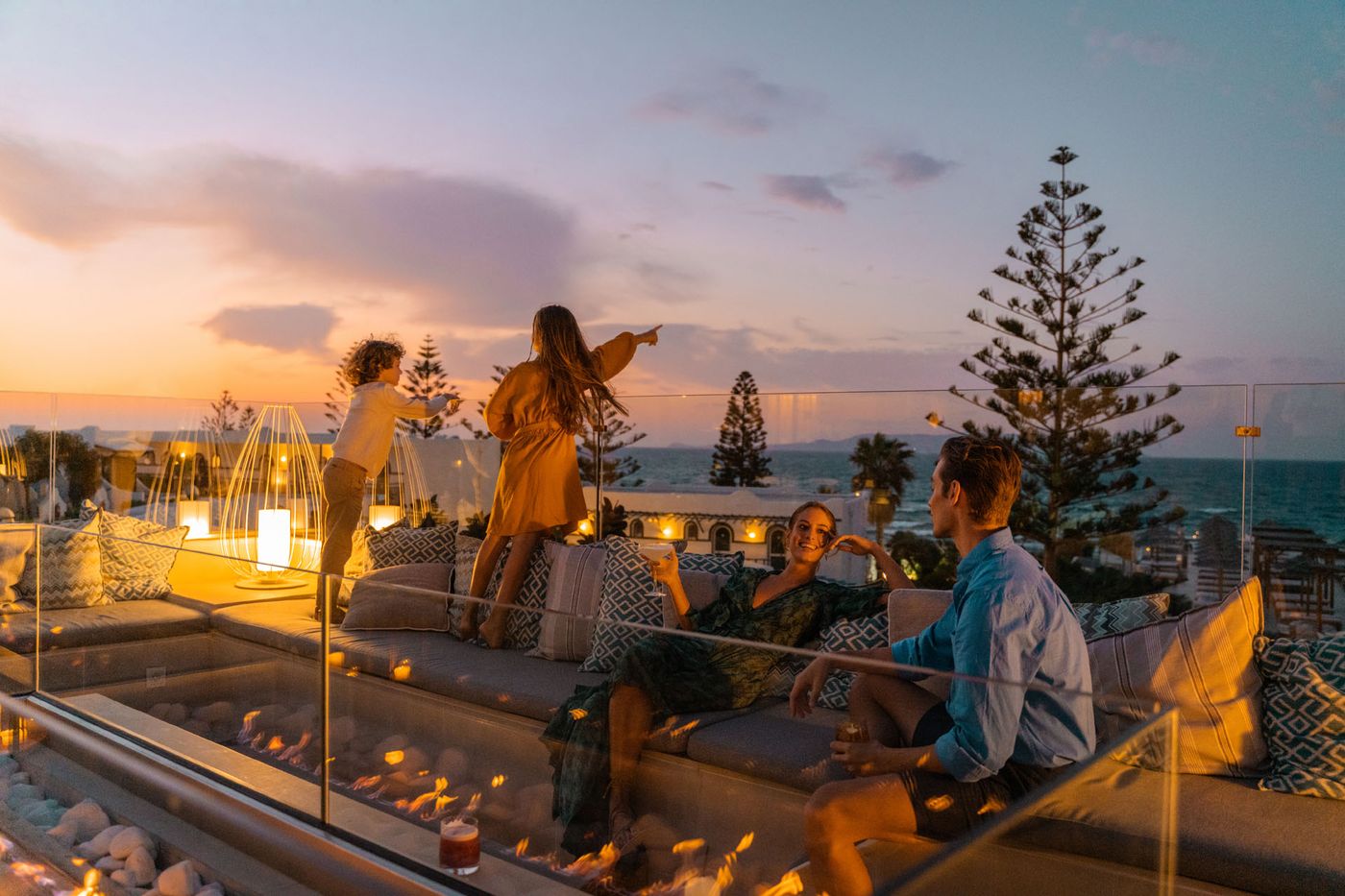 Mitsis-Rinela-Bar-24