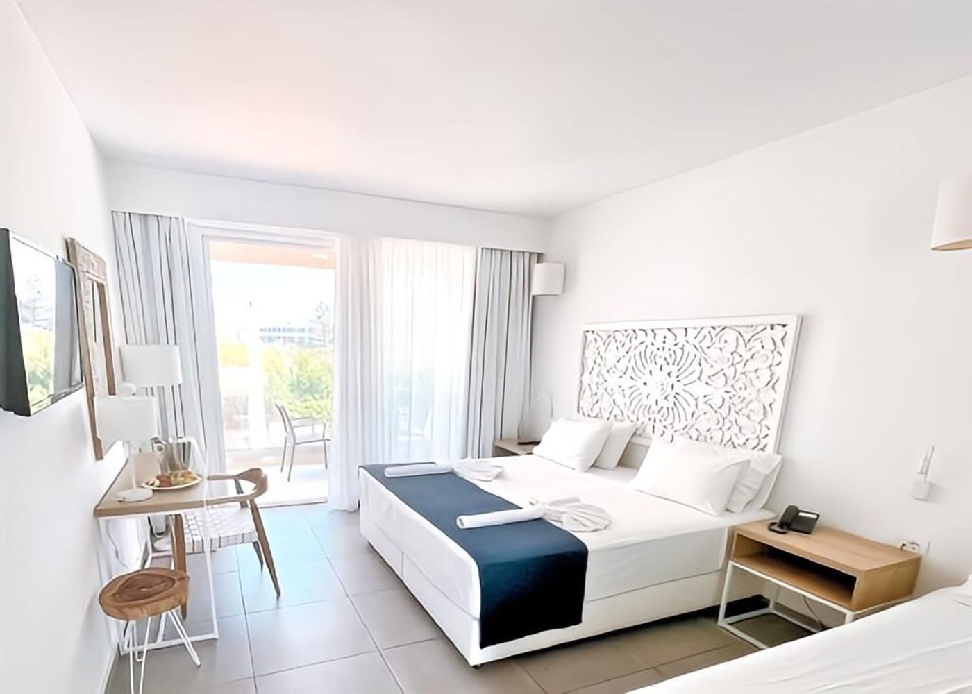 St--Constantin-Hotel-Room-22